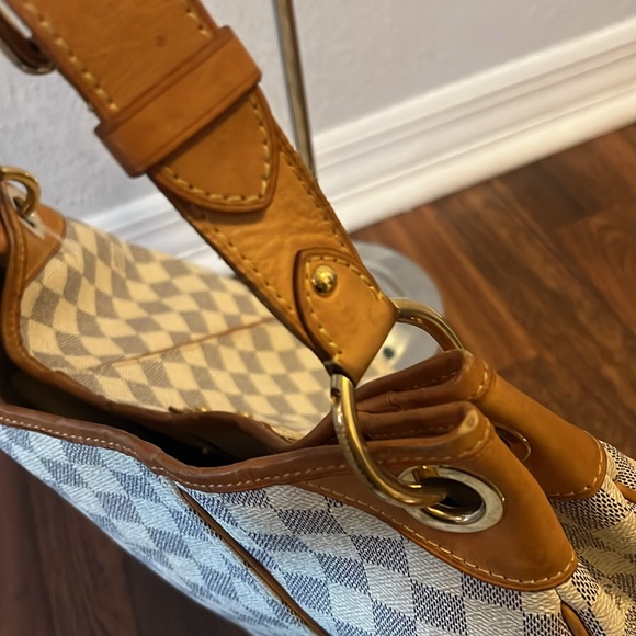 1017 LV Galleria AZur - Picture 12 of 13